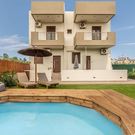 Cozy House With Pool Near Beach Gazi Екстериор снимка