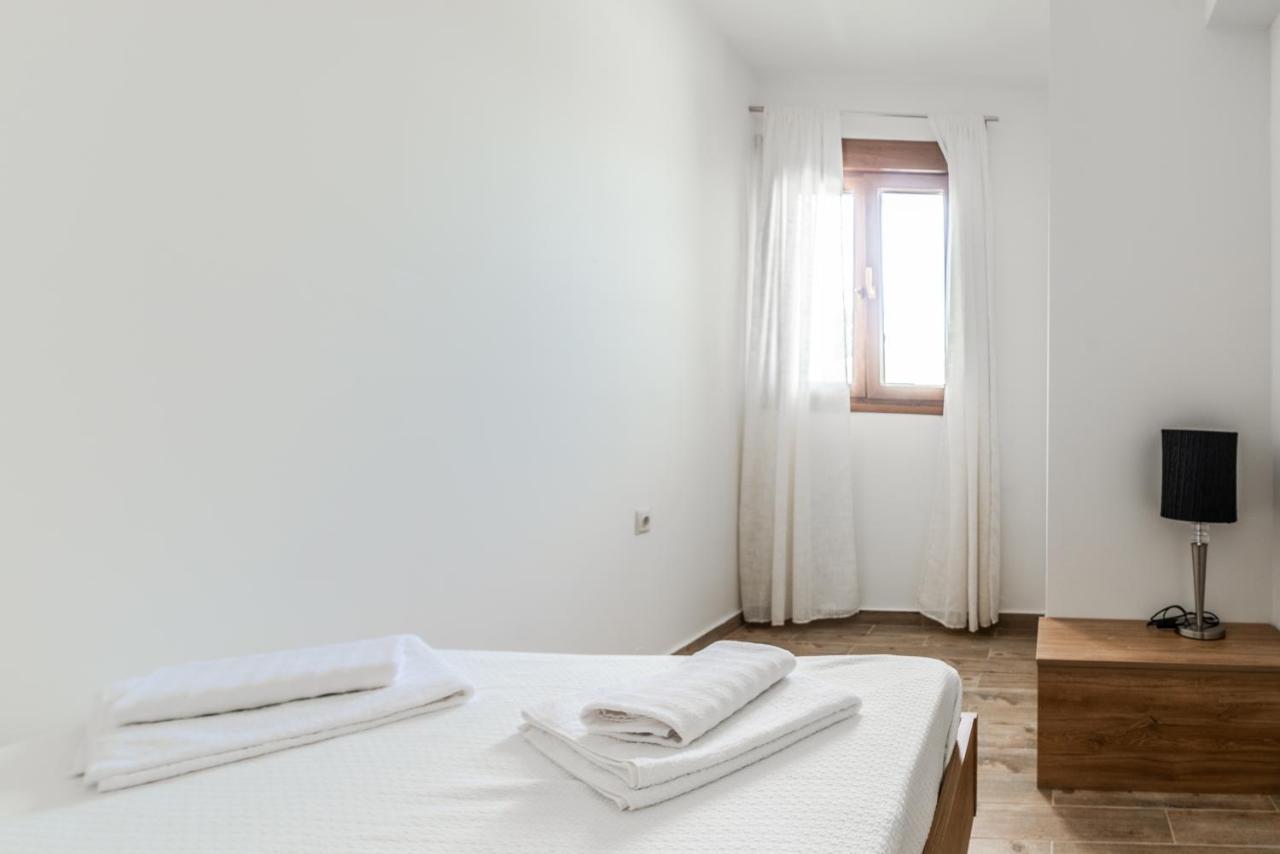 Cozy House With Pool Near Beach Gazi Екстериор снимка