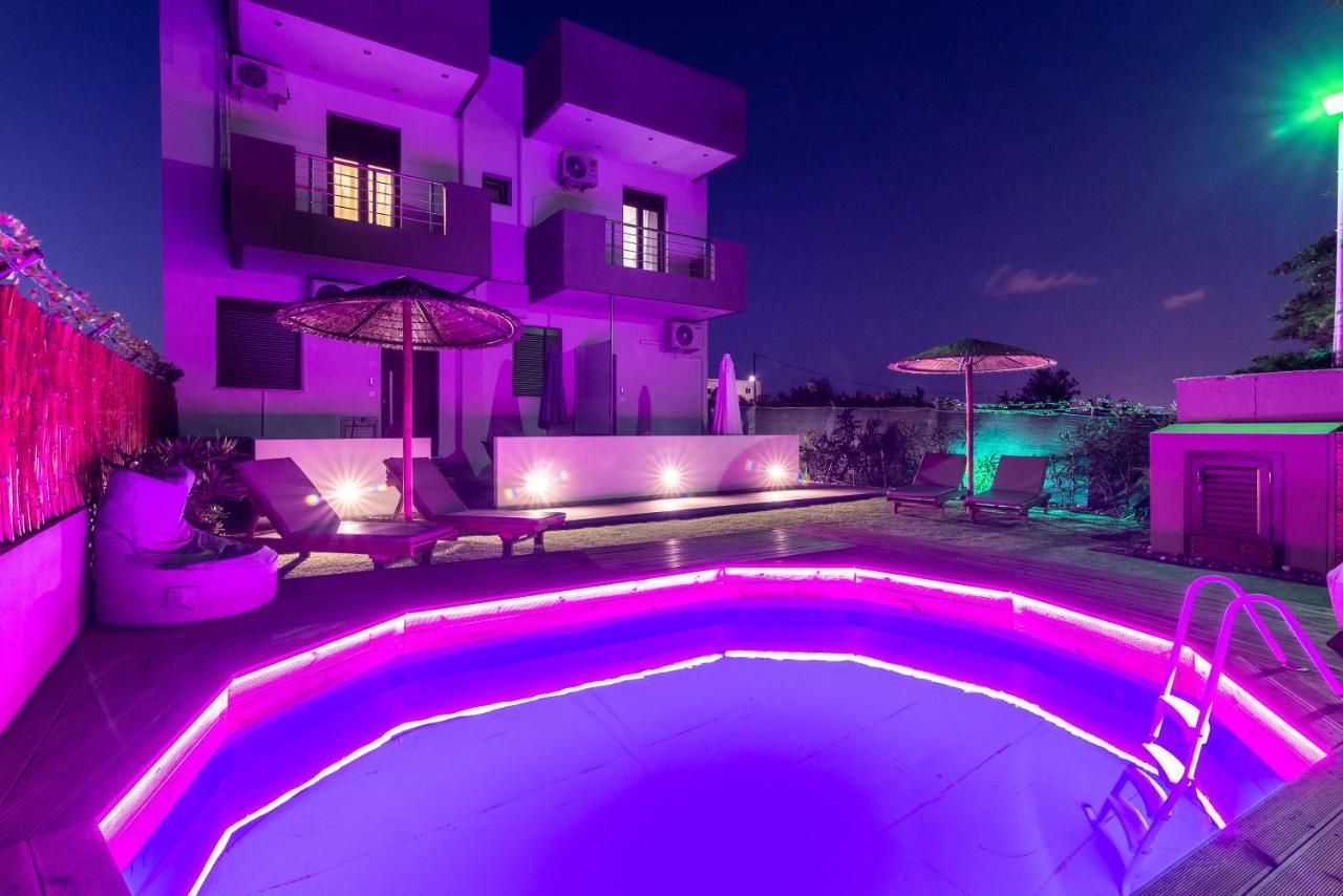 Cozy House With Pool Near Beach Gazi Екстериор снимка