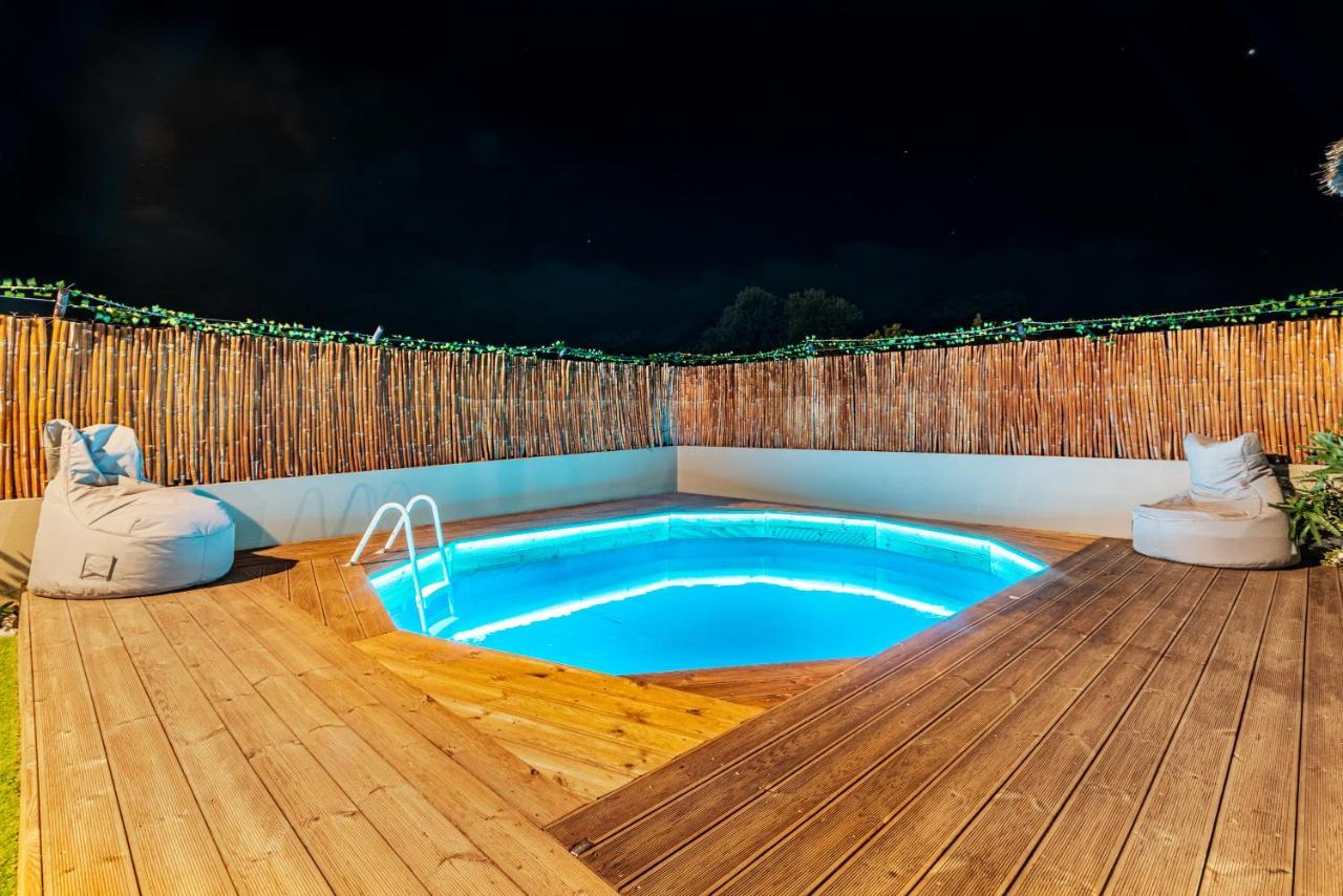 Cozy House With Pool Near Beach Gazi Екстериор снимка