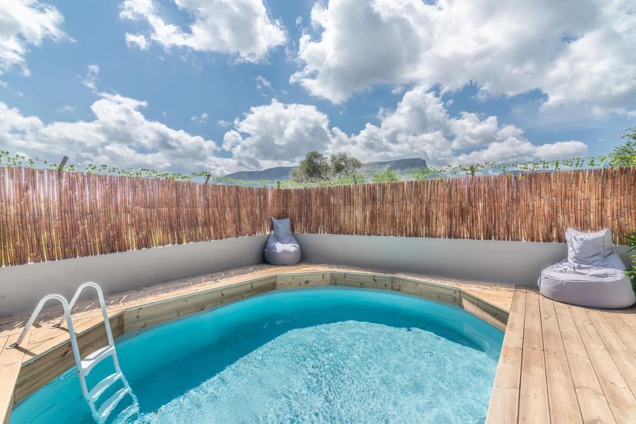 Cozy House With Pool Near Beach Gazi Екстериор снимка